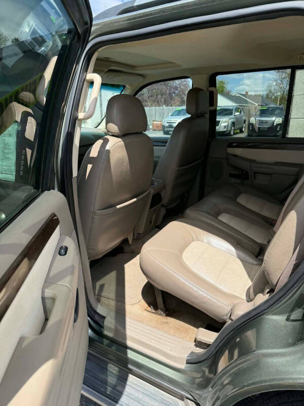 2004 Ford Explorer Eddie Bauer
