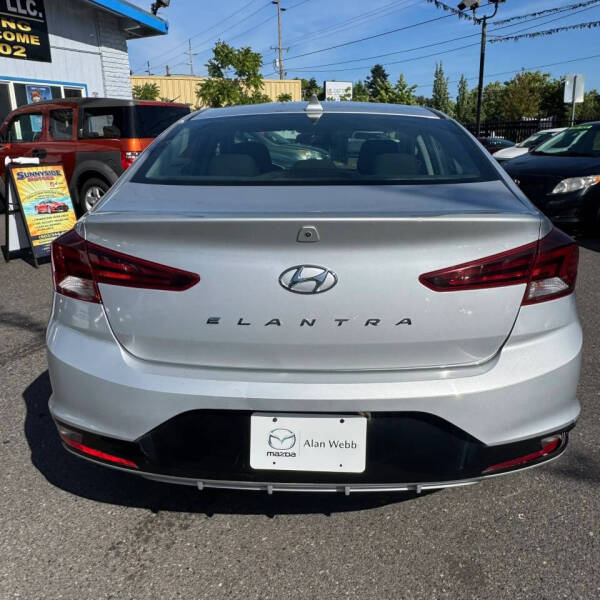 2019 Hyundai Elantra