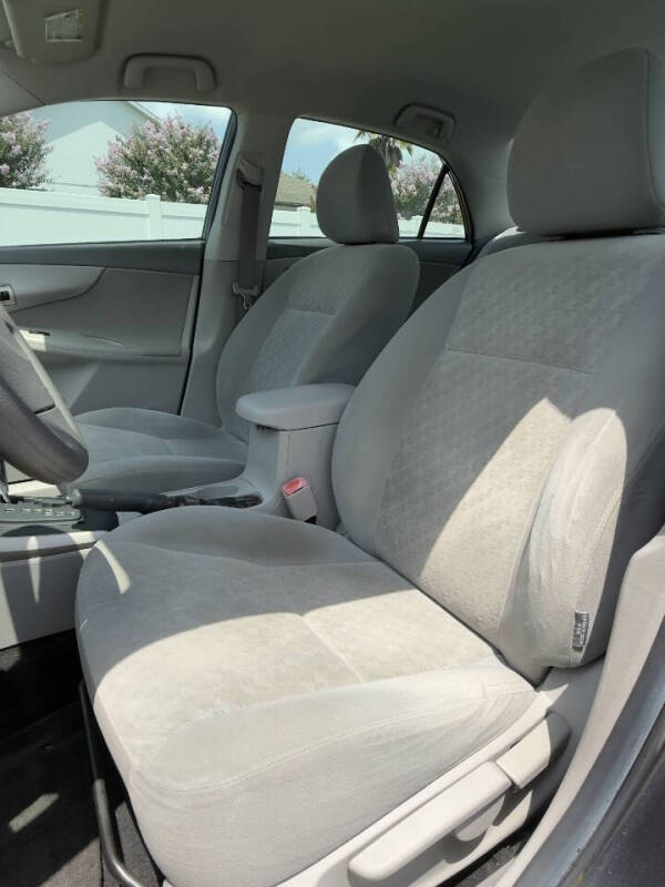 2009 Toyota Corolla LE