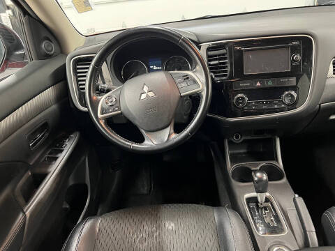 2015 Mitsubishi Outlander SE