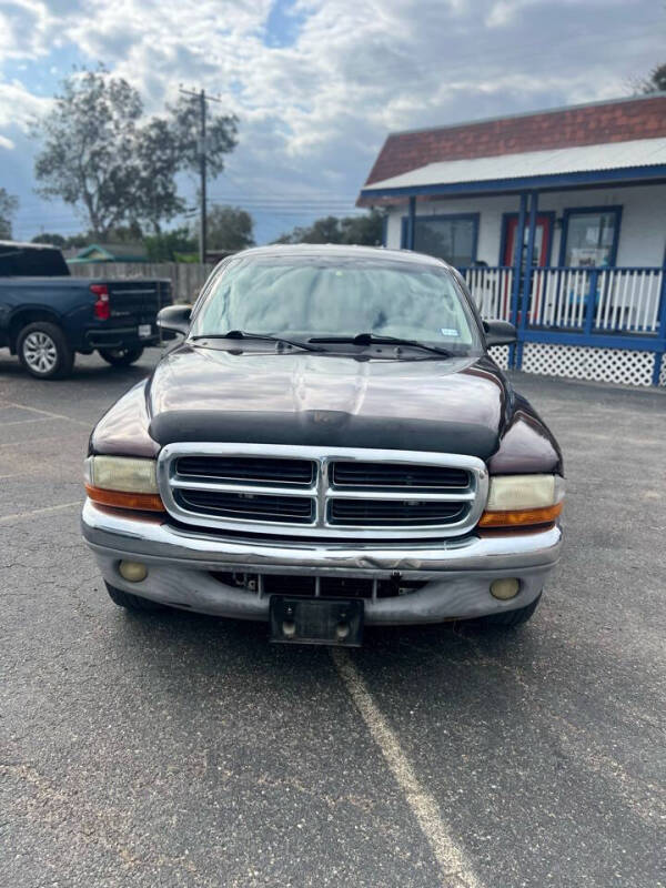 2004 Dodge Dakota SLT photo 3