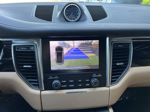 2017 Porsche Macan S