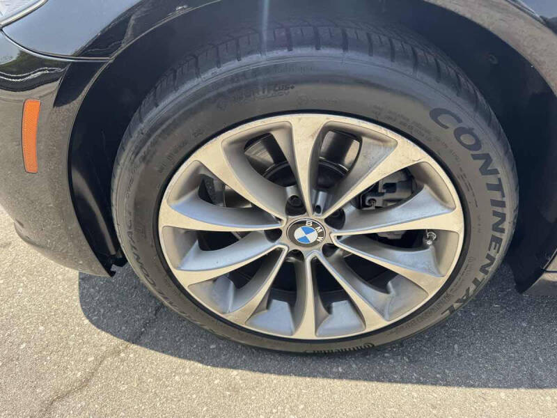 2015 BMW 5 Series 528i