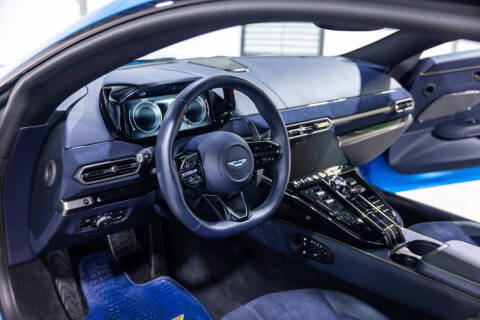 2025 Aston Martin Vantage