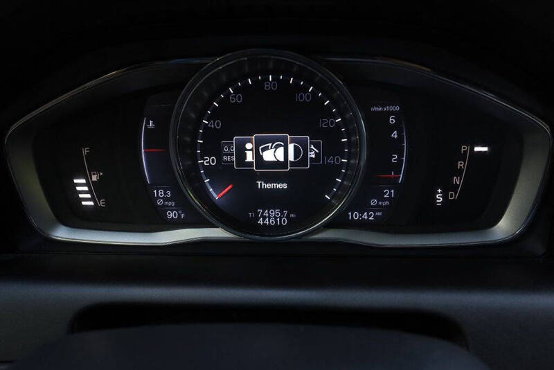 2016 Volvo XC60 T5 Premier