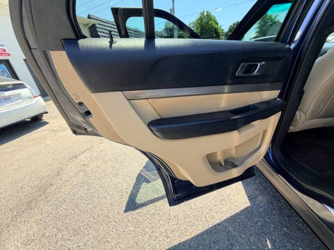 2016 Ford Explorer