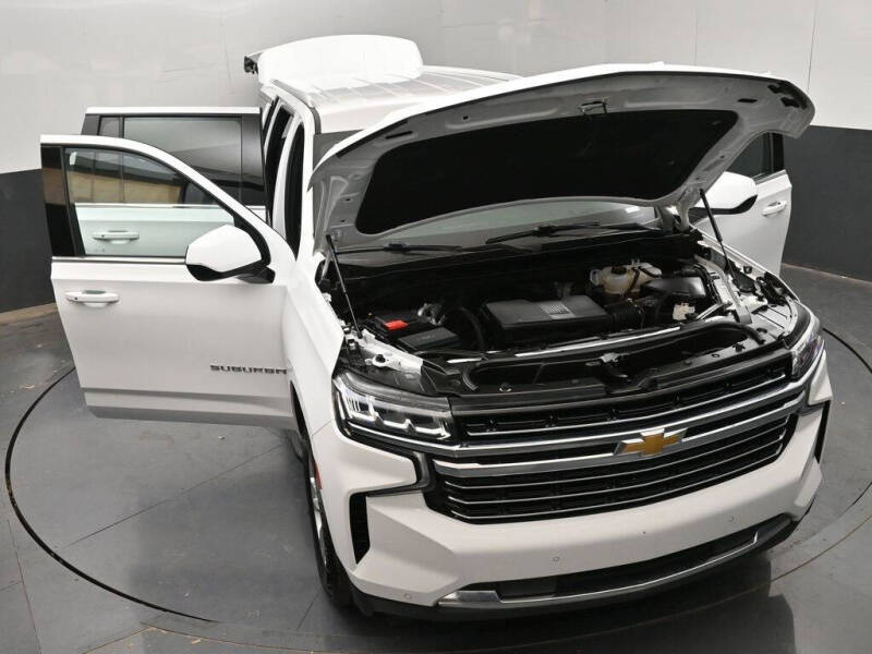 2024 Chevrolet Suburban LT