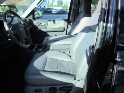 2003 Ford Expedition XLT