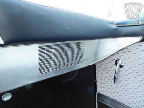 1957 Packard Clipper