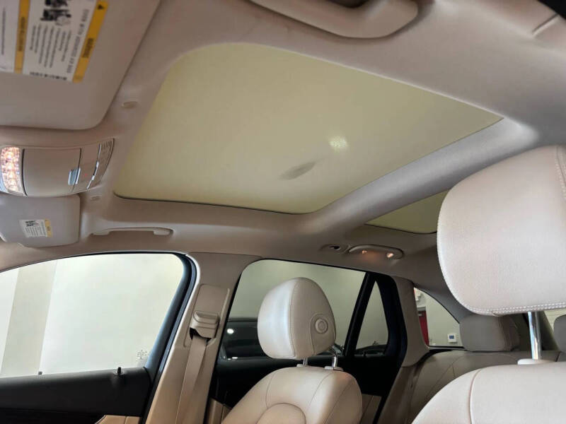 2021 Mercedes-Benz GLC GLC 300