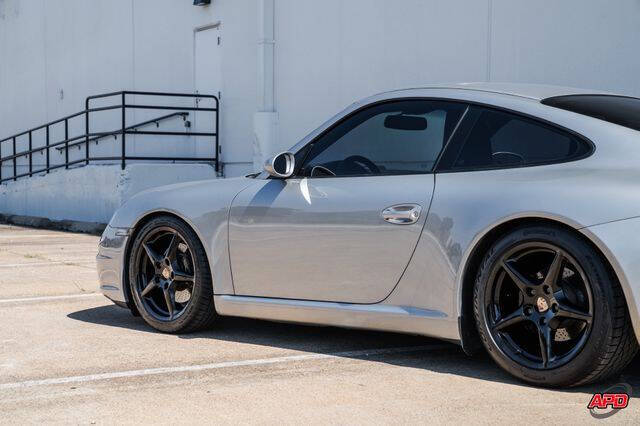 2005 Porsche 911 Carrera