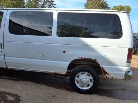 2005 Ford E-Series E-350 SD XLT