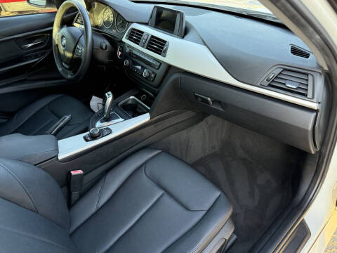 2015 BMW 3 Series 320i xDrive