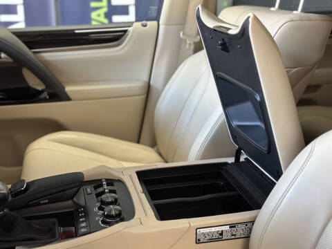 2018 Lexus LX 570 Two-Row