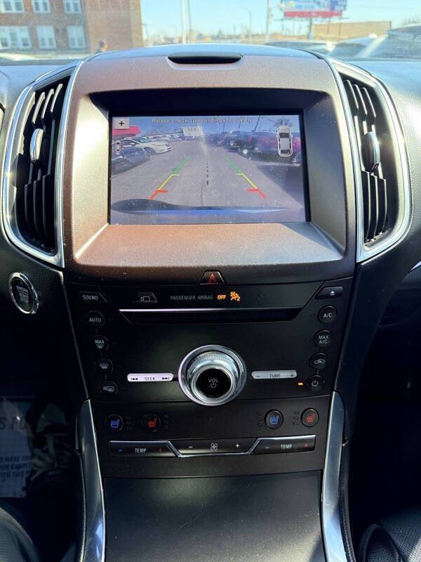 2019 Ford Edge Titanium