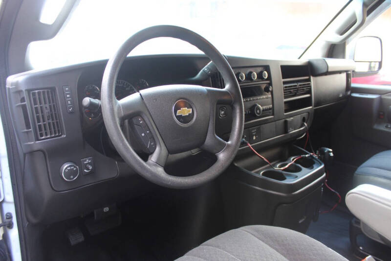 2018 Chevrolet Express 2500