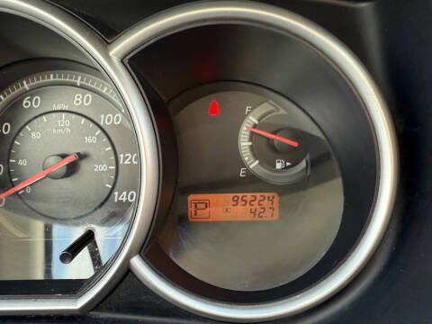 2010 Nissan Versa 1.8 S