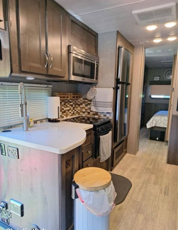 2021 International MV607