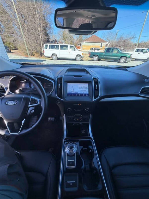2020 Ford Edge SEL