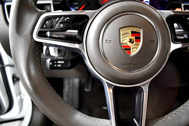 2016 Porsche Macan S