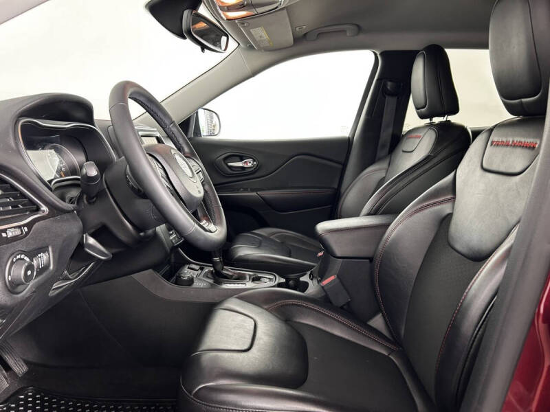 2019 Jeep Cherokee Trailhawk