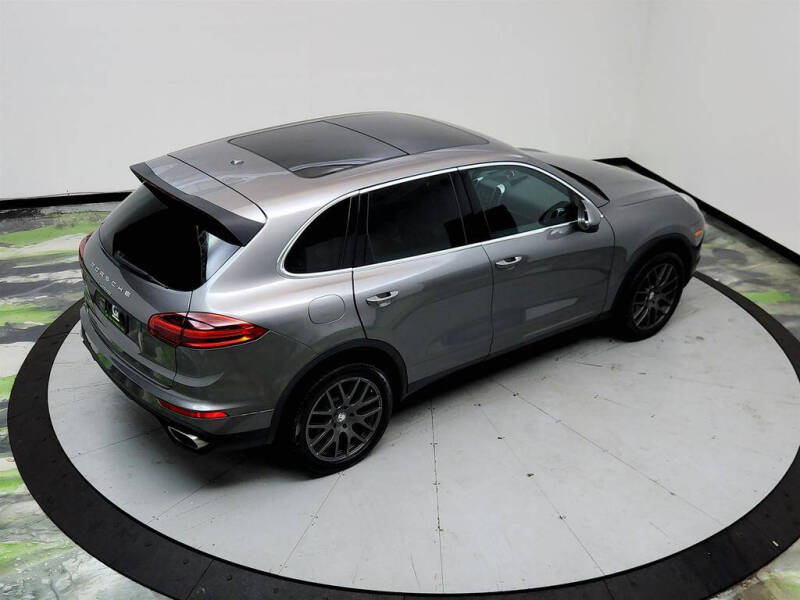 2016 Porsche Cayenne