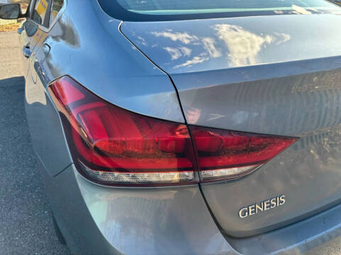 2015 Hyundai Genesis