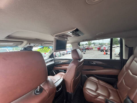 2017 Cadillac Escalade ESV Premium Luxury