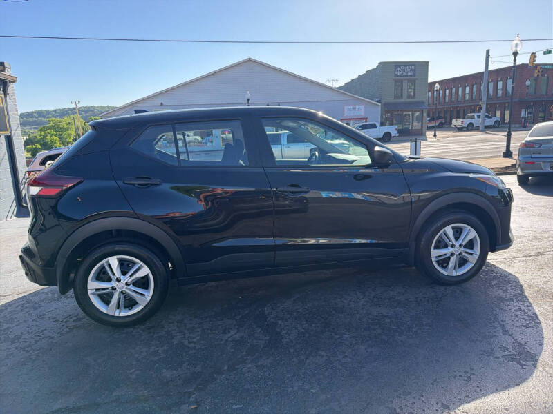 2025 Nissan Kicks Play S