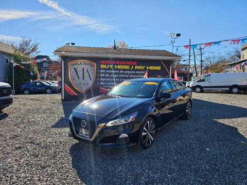 2022 Nissan Altima 2.5 SR