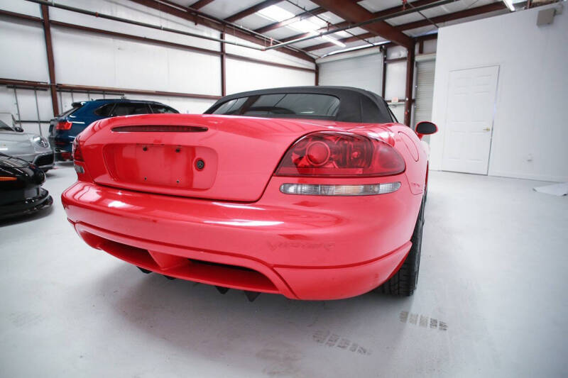 2003 Dodge Viper SRT-10