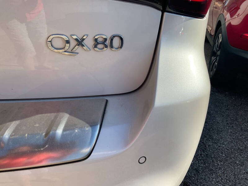 2019 Infiniti QX80 Luxe