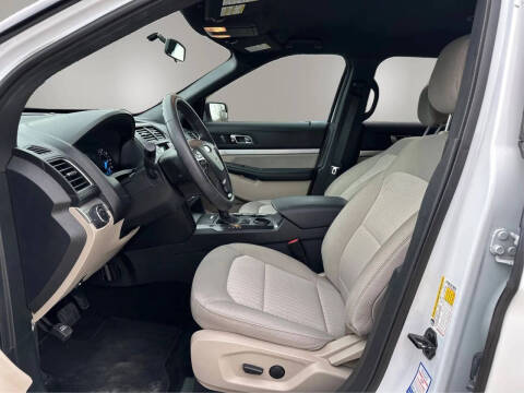 2019 Ford Explorer