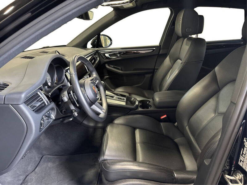 2023 Porsche Macan S