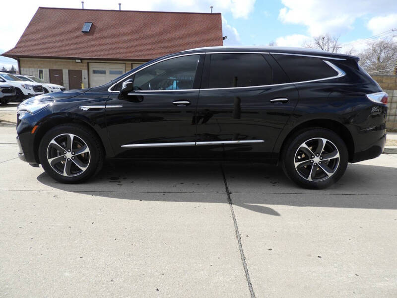 2022 Buick Enclave Essence