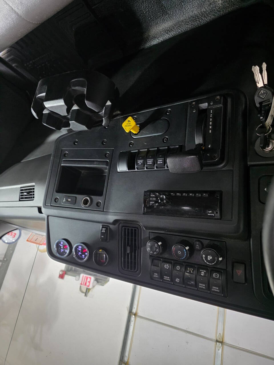 2020 International MV607 13