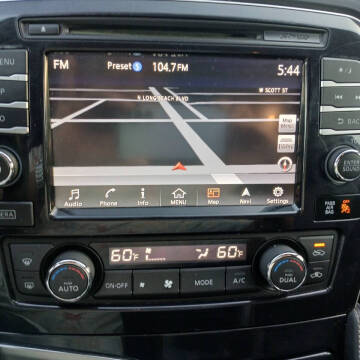 2017 Nissan Maxima