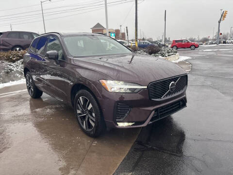 2026 Volvo XC60 B5 Plus