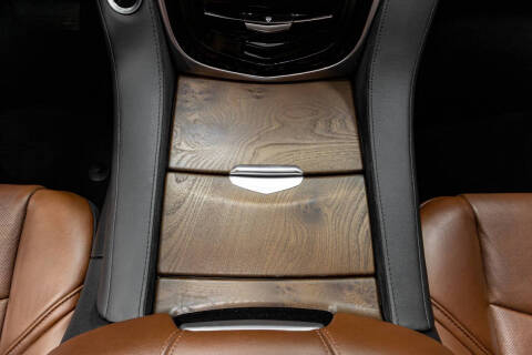 2020 Cadillac Escalade Luxury