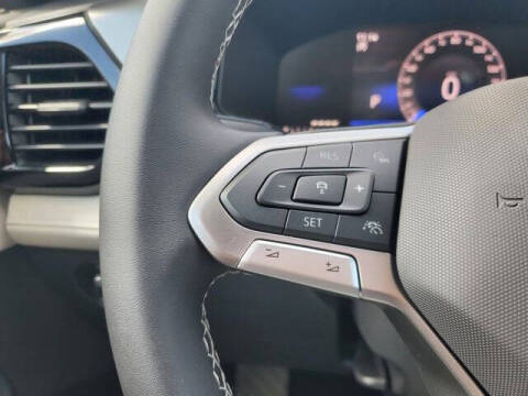 2025 Volkswagen Taos S