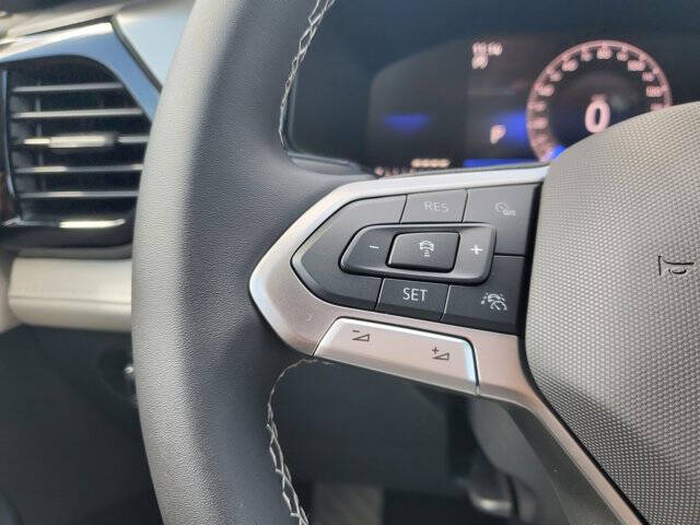 2025 Volkswagen Taos S