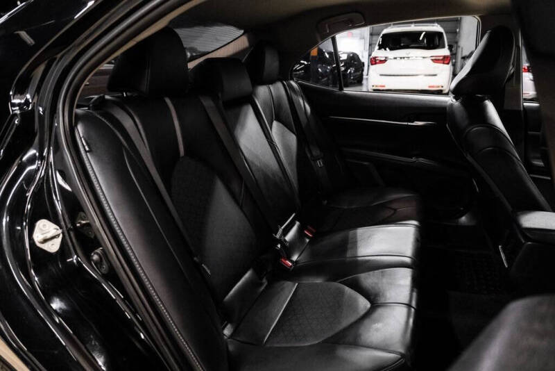 2020 Toyota Camry XSE