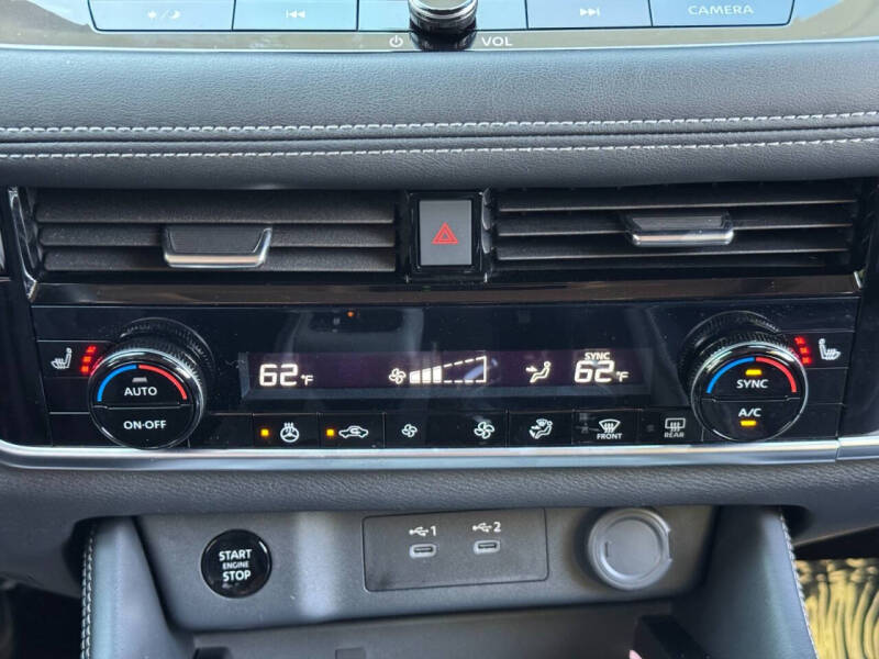 2024 Nissan Rogue Platinum