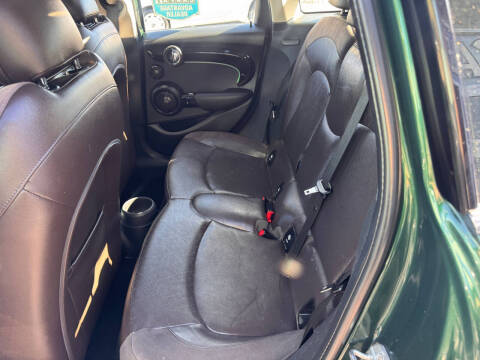 2015 MINI Hardtop 4 Door Cooper