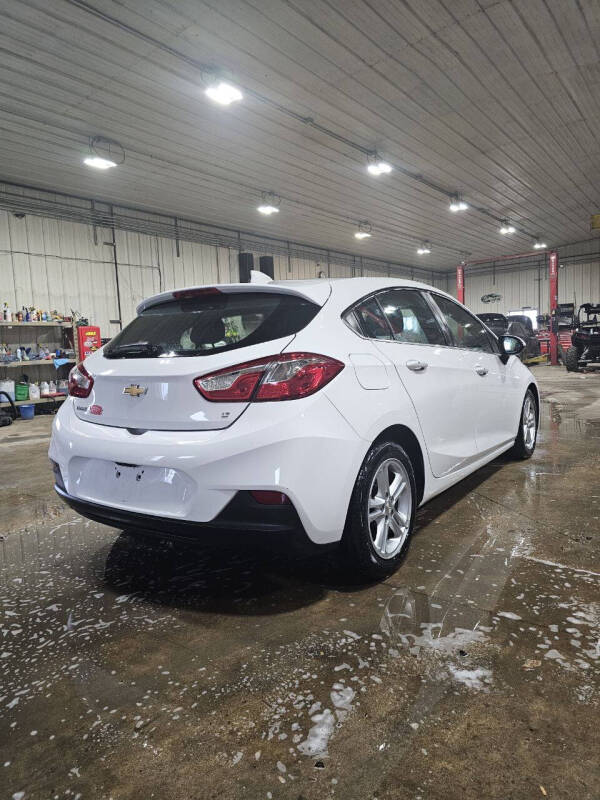 2017 Chevrolet Cruze LT Auto