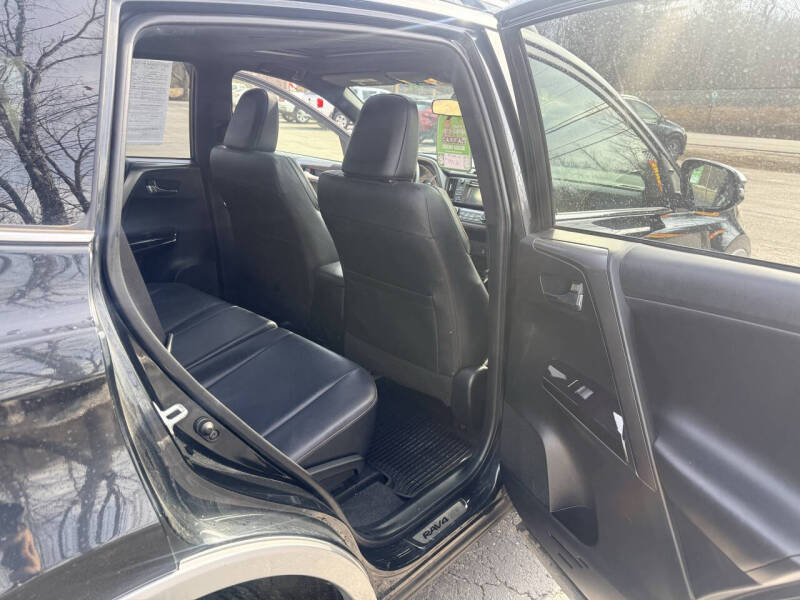 2016 Toyota RAV4 SE