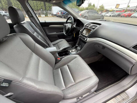 2005 Acura TSX w/Navi