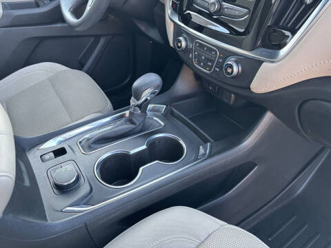 2022 Chevrolet Traverse LS