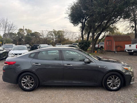 2020 Kia Optima LX