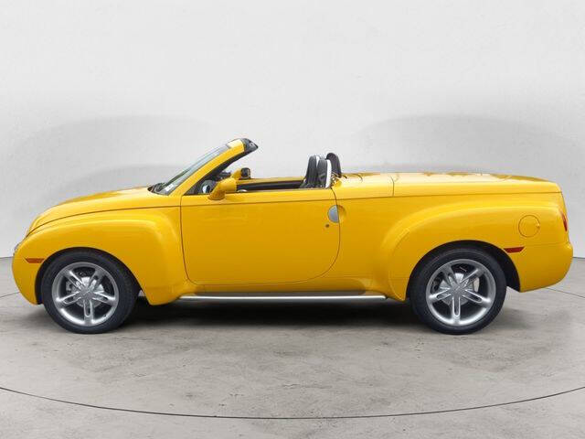 2004 Chevrolet SSR LS